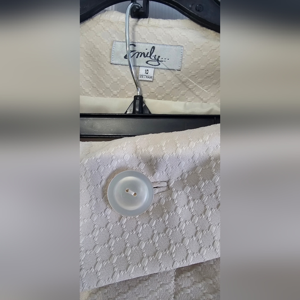 Beige Suit - Picture 2 of 6